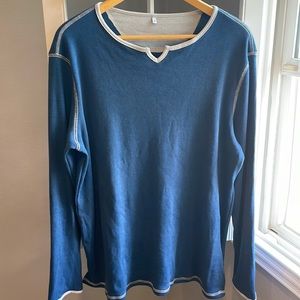 Blue contrast stitch knit top XL